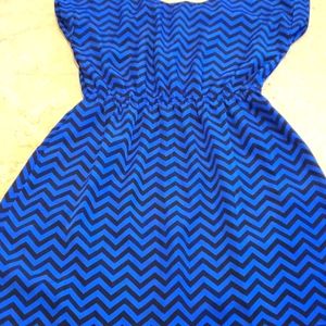 Women pink rose dress